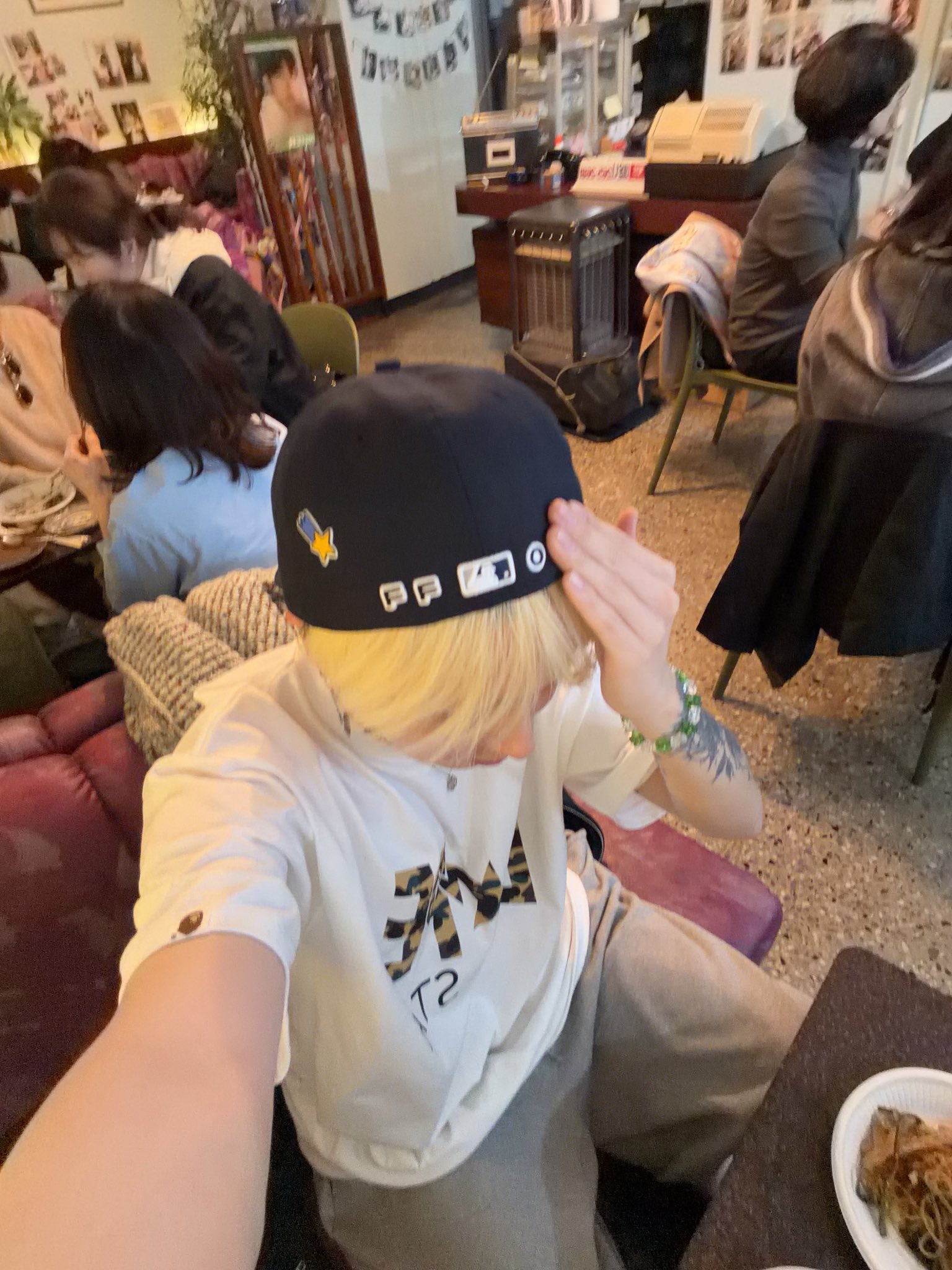 [잡담] 아ㅋㅋㅋㅋㅋ내 본진 종로쪽 다방 갔는데 그게 정동원님 생카였어서ㅋzzㅋㅋㅋㅋㅋㅋㅋㅋㅋㅋㅋㅋㅋ | 인스티즈