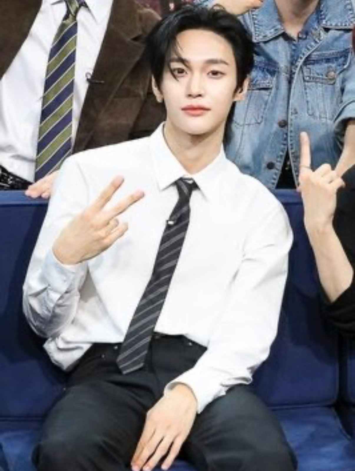 [잡담] 원빈 이런 스타일링 처음 아닌가? | 인스티즈