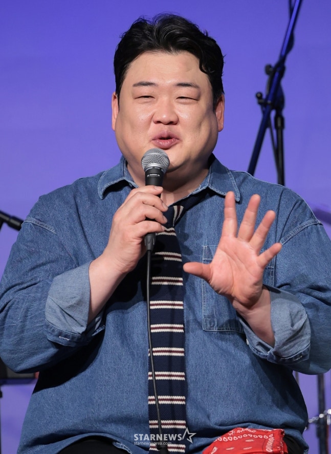 [정보/소식] [단독] '팬 무시 시비' 김준현, 5년 만에 떠난다..SM C&C와 동행 끝 | 인스티즈
