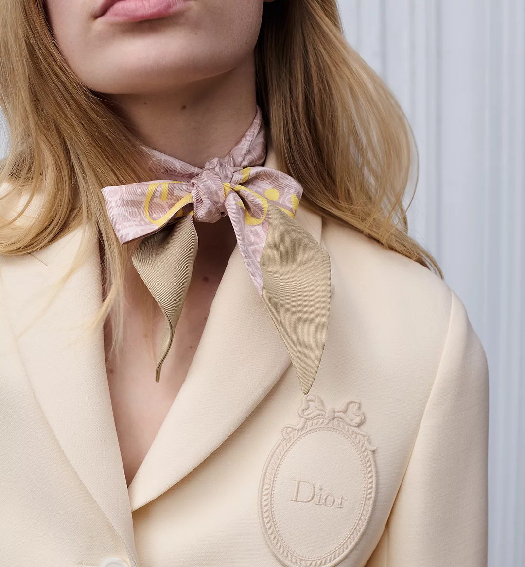 현재 감다살이라는 디올 신상 스카프..JPG | 인스티즈