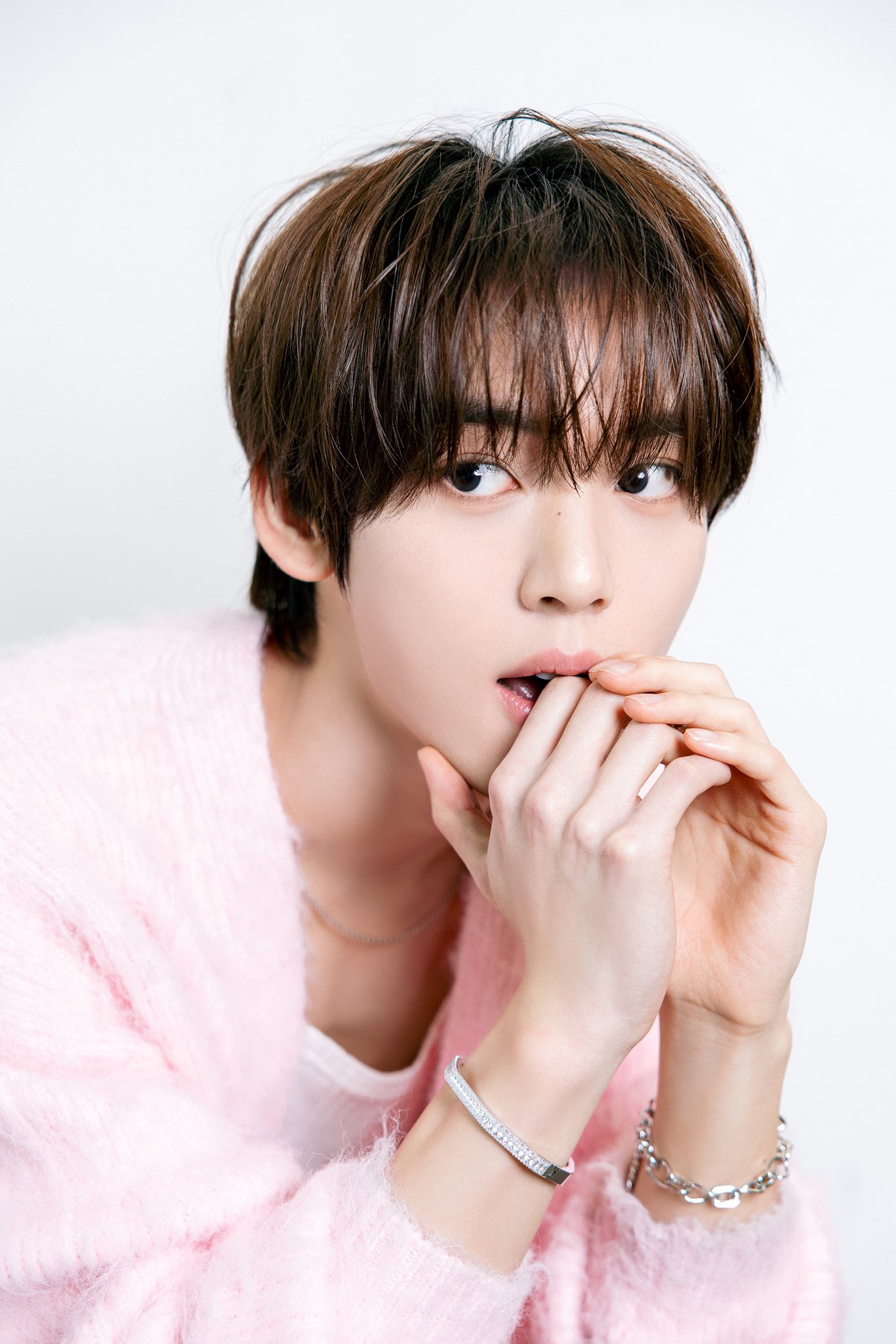 [잡담] 위에화에서 올려준 한유진 생일 사진💓 | 인스티즈