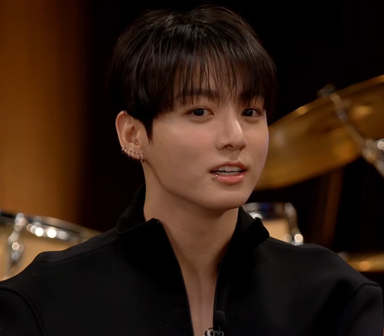 [잡담] 방탄 정국 얼굴 미쳤네 | 인스티즈