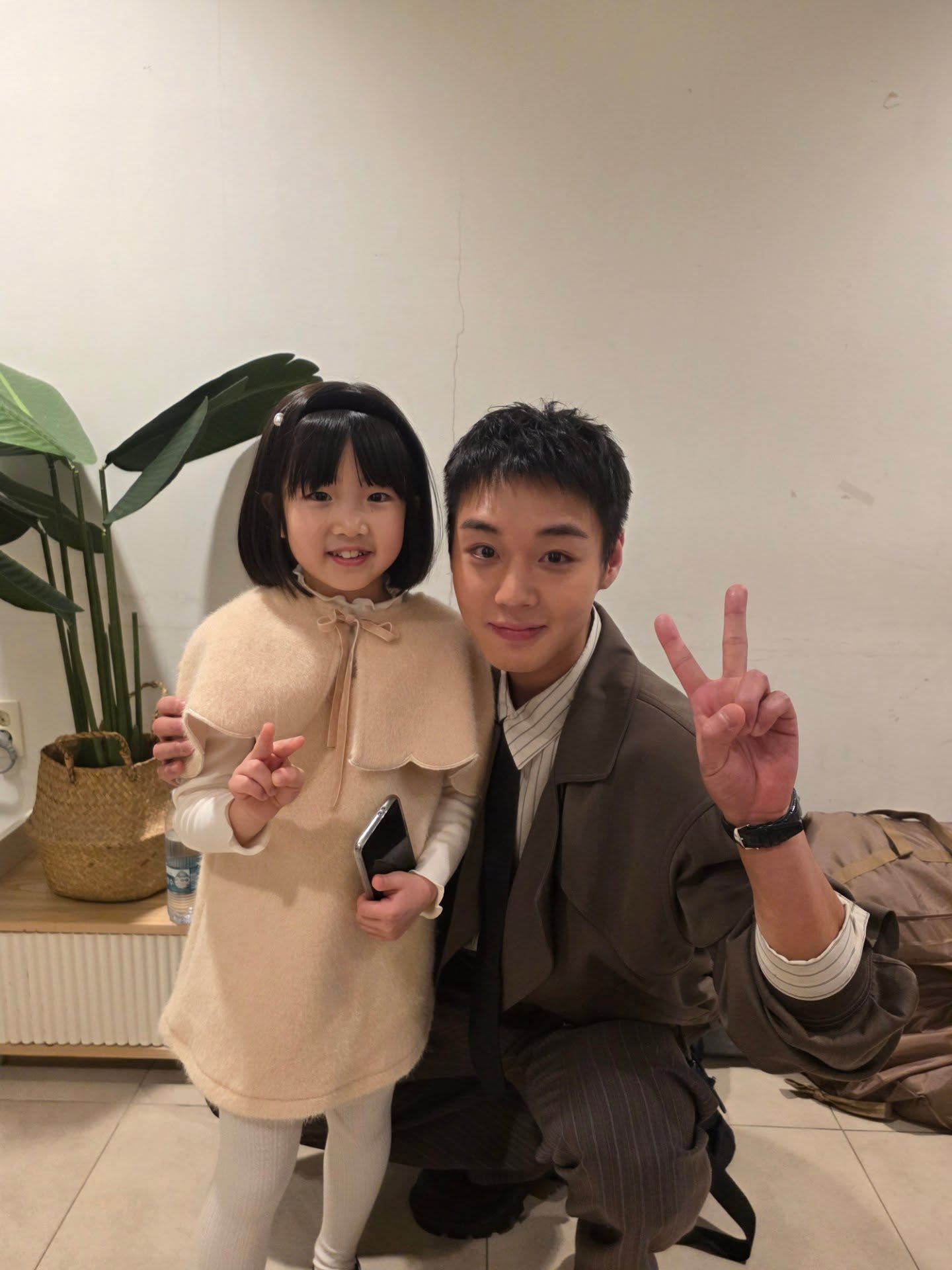 [잡담] 왕사남 막동이 박지훈이랑 투샷찍은거 보니까 그새 컷네ㅋㅋㅋ | 인스티즈