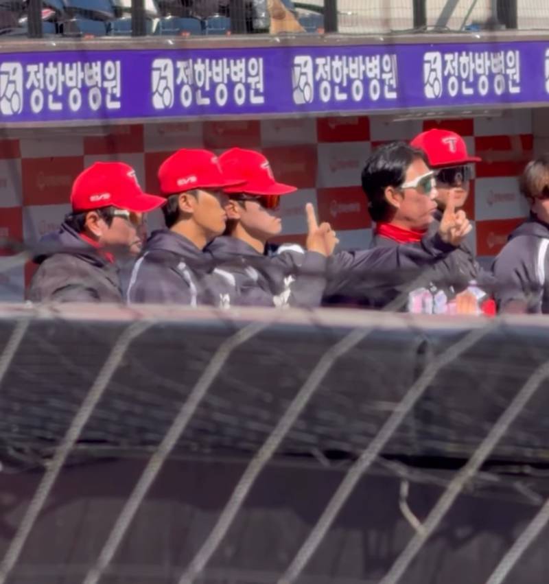 [잡담] 루틴 또 새로운 거 발견함(도영,현빈) | 인스티즈