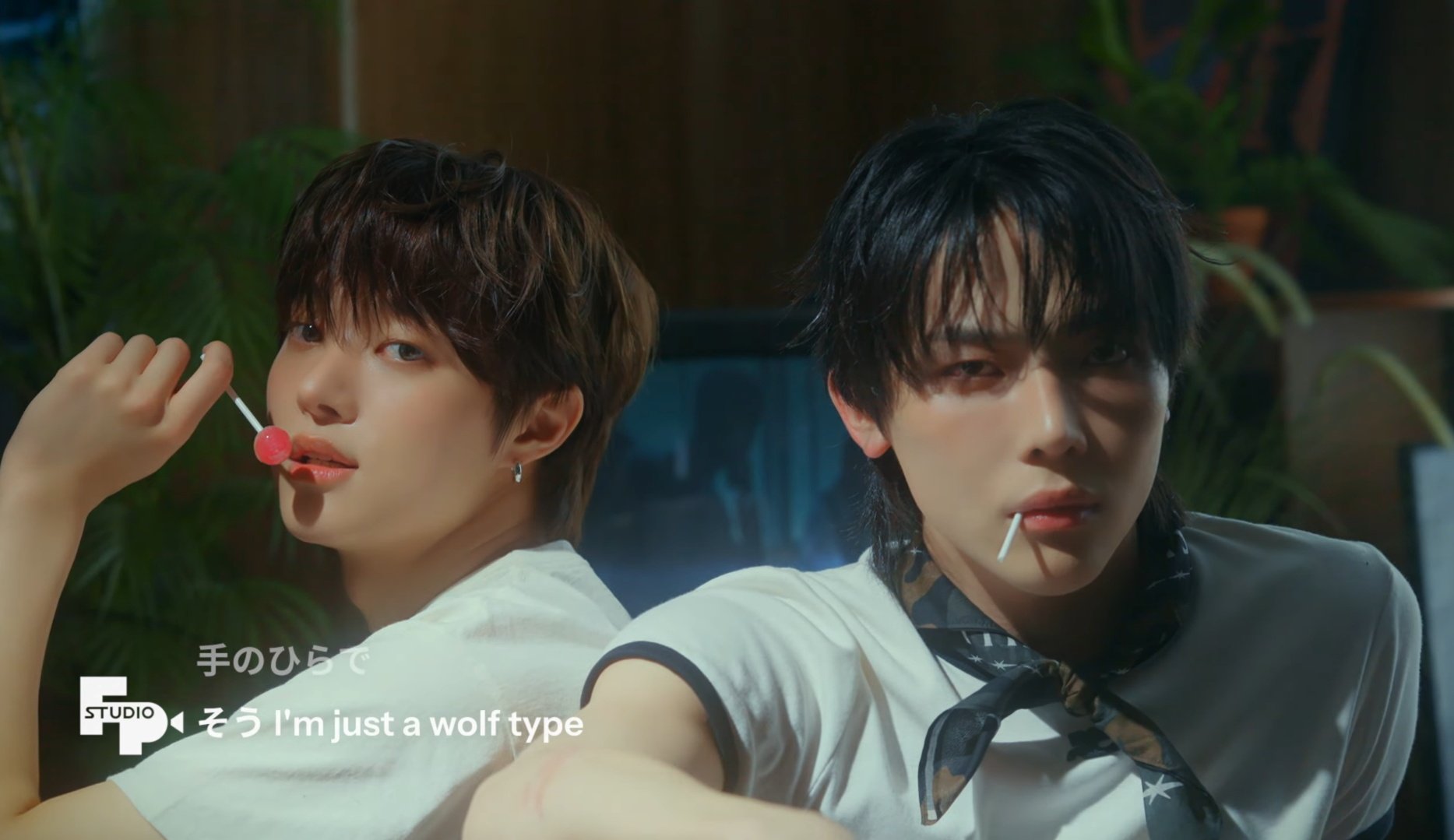 ㄱ [잡담] 둘이 완전 정반대로 생긴 거 너무 좋아 | 인스티즈