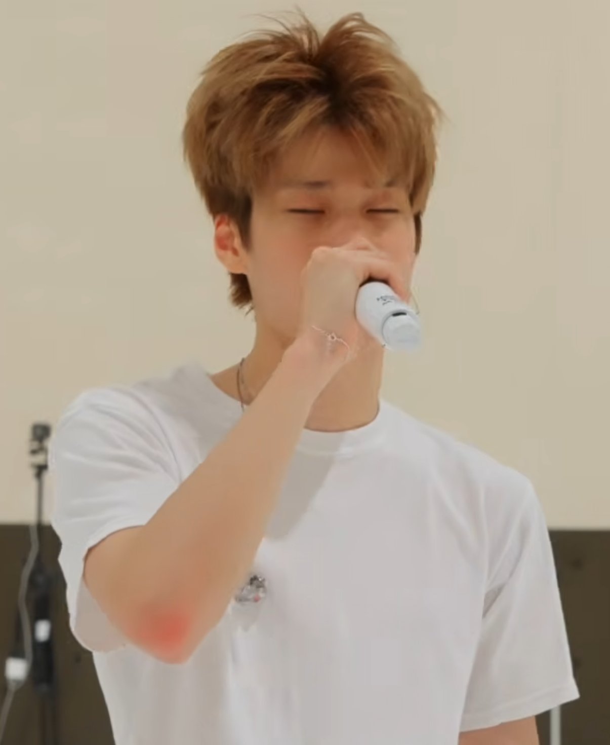 [잡담] 소희 자컨마다 머리터진거ㅋㅋㅋㅋㅋ | 인스티즈