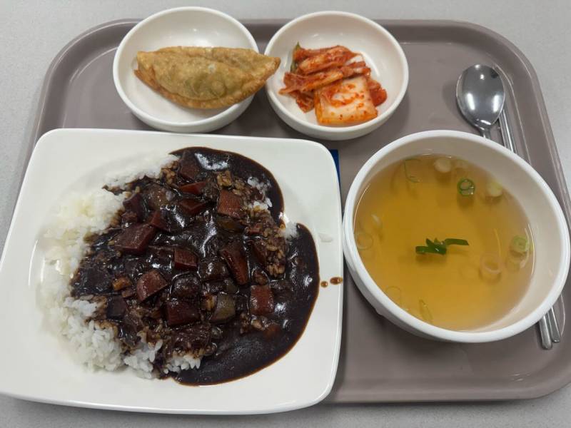 현재 스레드에서 논란중인 충남대 학식..JPG | 인스티즈