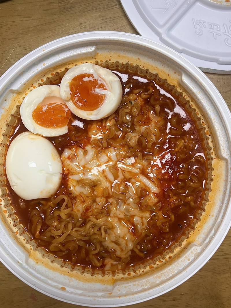 요즘 맛있다고 𝙅𝙊𝙉𝙉𝘼 바이럴타는 라면..JPG | 인스티즈