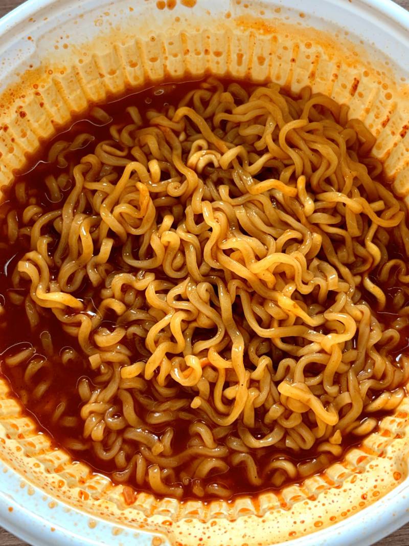 요즘 맛있다고 𝙅𝙊𝙉𝙉𝘼 바이럴타는 라면..JPG | 인스티즈