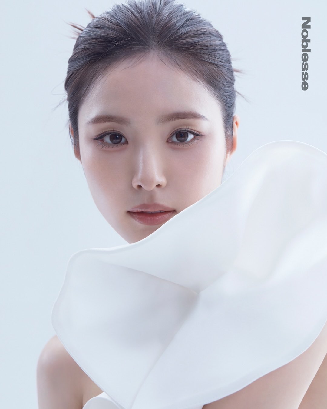 [잡담] 신세경 노블레스 시슬리 화보 | 인스티즈