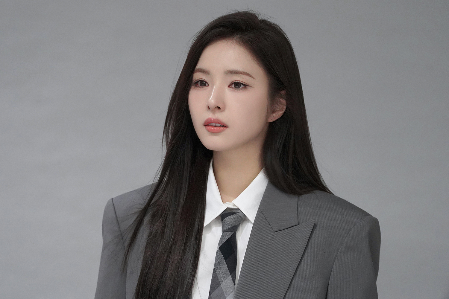 [잡담] 신세경) 신세경 휴민트 라운드 인터뷰 화보 비하인드컷 사진들 | 인스티즈