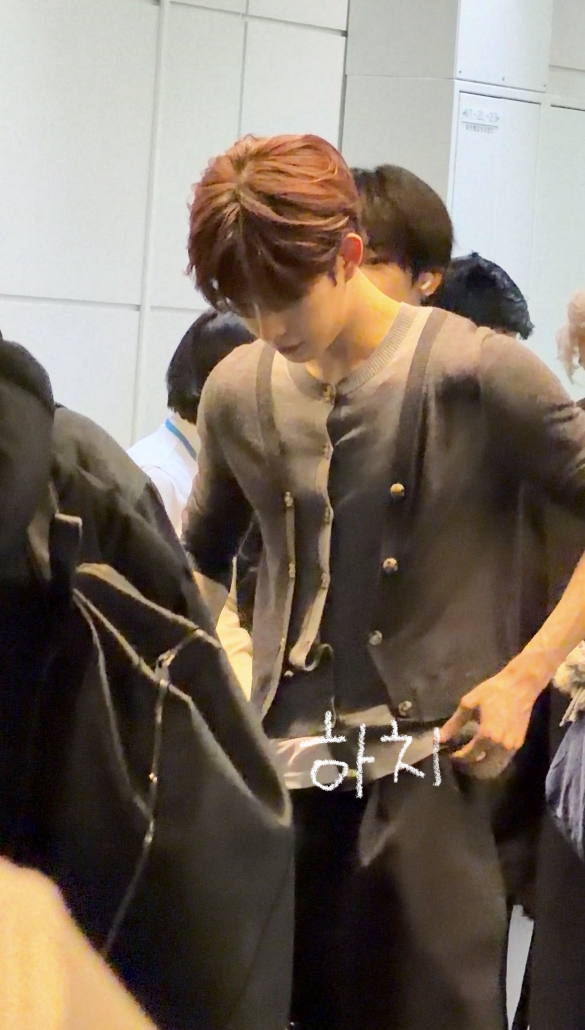 [잡담] ㄱㄱㅇ 어제 어깨뽕한거야?? | 인스티즈