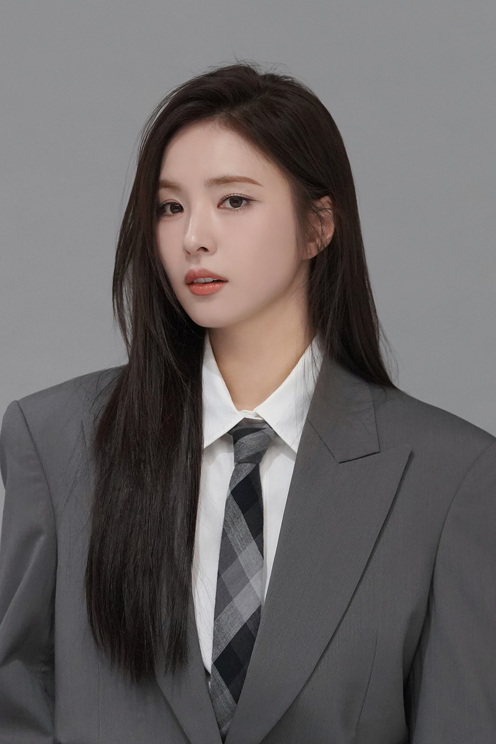 [잡담] 신세경) 신세경 휴민트 라운드 인터뷰 화보 비하인드컷 사진들 | 인스티즈