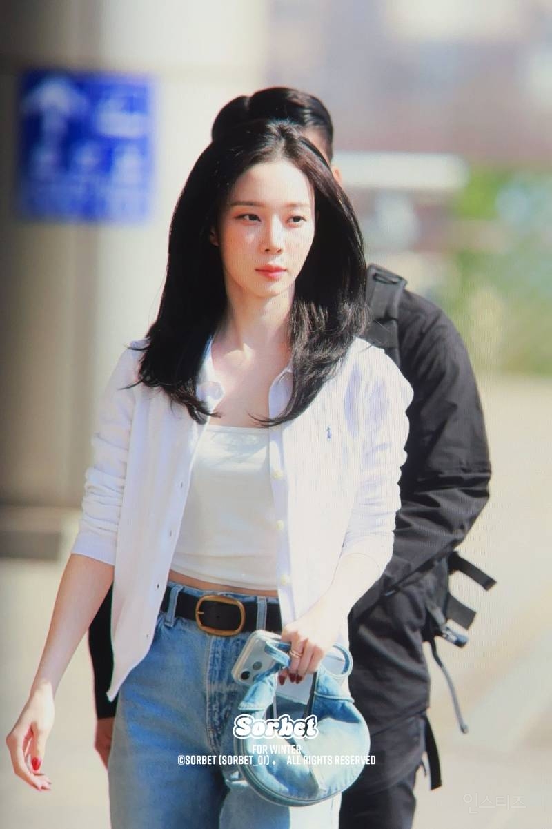 260321 중국 출국한 에스파 윈터 | 인스티즈
