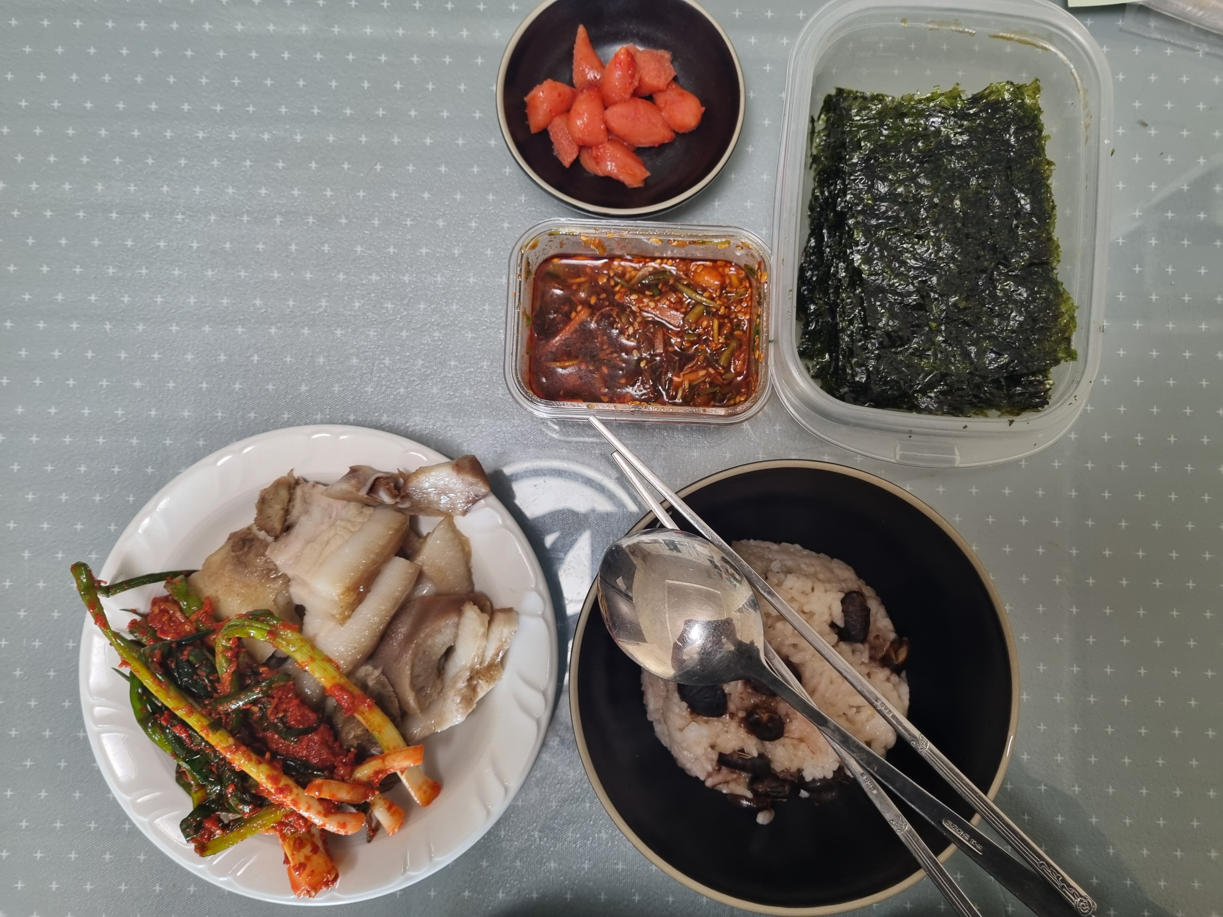 [잡담] 와 본가와서 먹는 밥 소박한데 사치스러움 | 인스티즈