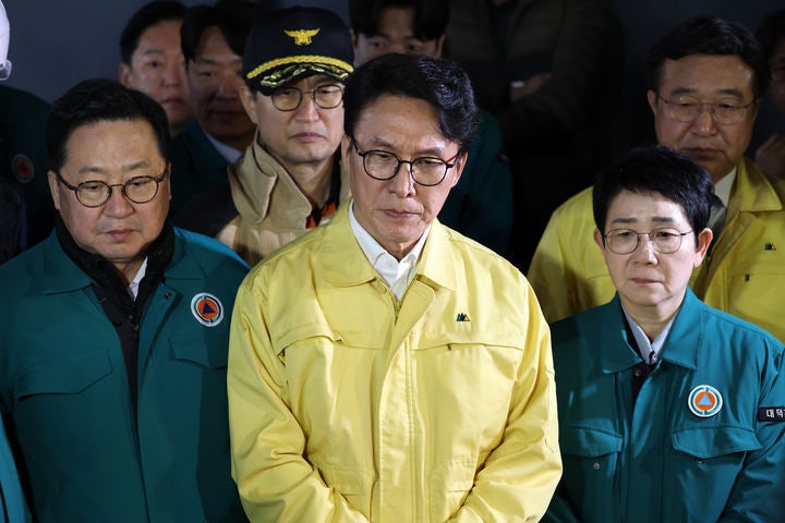 [정보/소식] 혼란 그 자체인 나라 상황 | 인스티즈