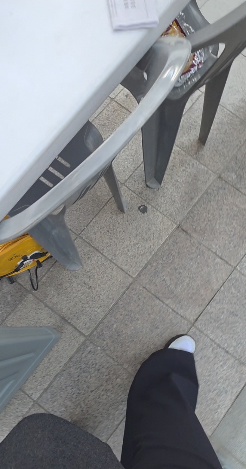 [잡담] 나 몸검문할 때 걸린 거 보여줄까 | 인스티즈