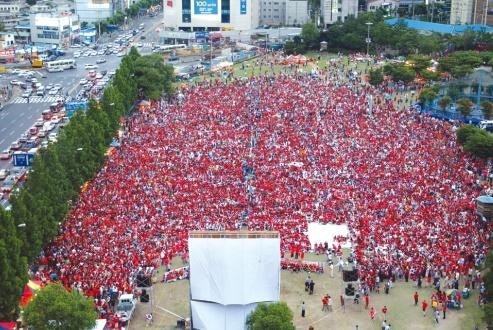 [잡담] 광화문 월드컵시기 사람 몰렸을 때 사진임 | 인스티즈