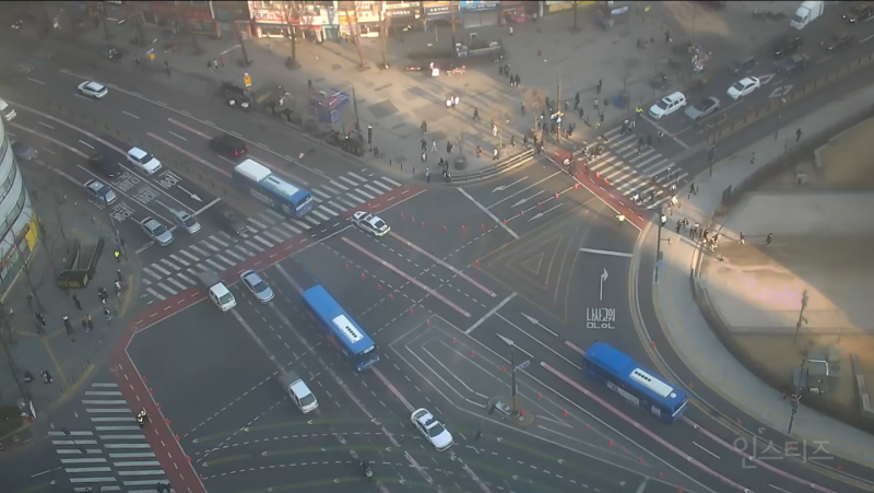 실시간 CCTV로 보는 방탄 공연장 및 인근 통제구역 | 인스티즈