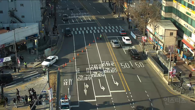 실시간 CCTV로 보는 방탄 공연장 및 인근 통제구역 | 인스티즈