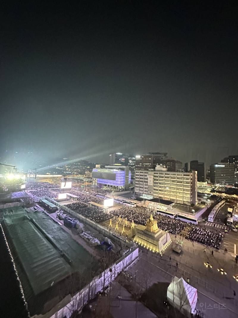 방탄 광화문 공연 실시간 옥상뷰..jpg | 인스티즈