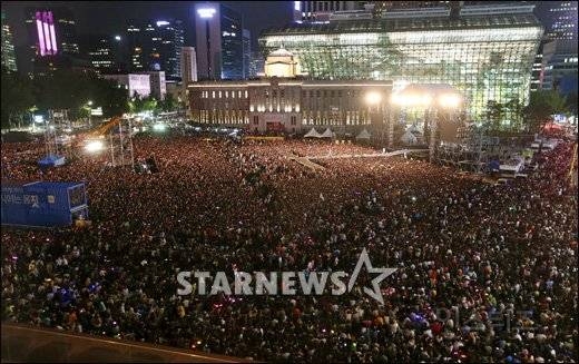 관객수 10만명이었다는 싸이 강남스타일 때 광화문 공연 | 인스티즈