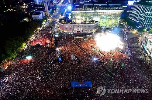 관객수 10만명이었다는 싸이 강남스타일 때 광화문 공연 | 인스티즈