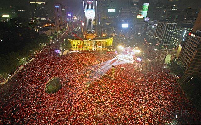 관객수 10만명이었다는 싸이 강남스타일 때 광화문 공연 | 인스티즈