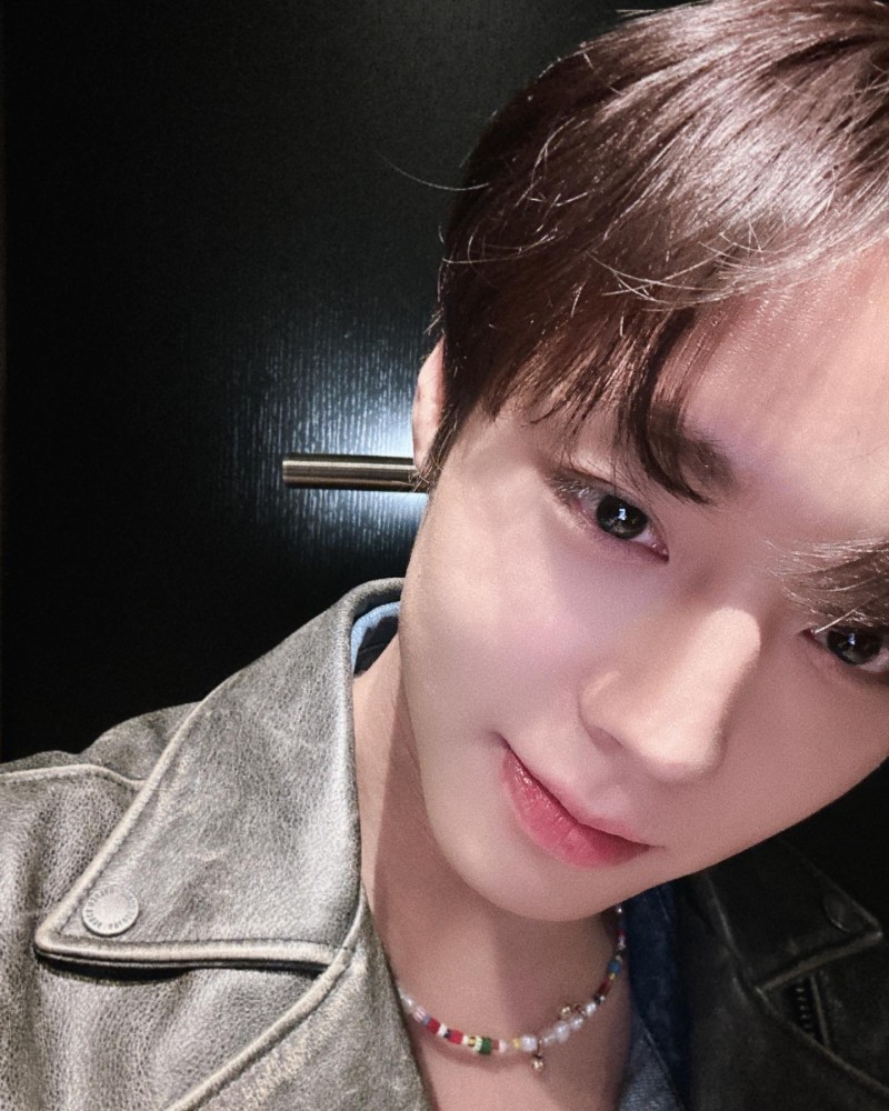 [잡담] 나도 박지훈 사진 놓고 갈래 | 인스티즈