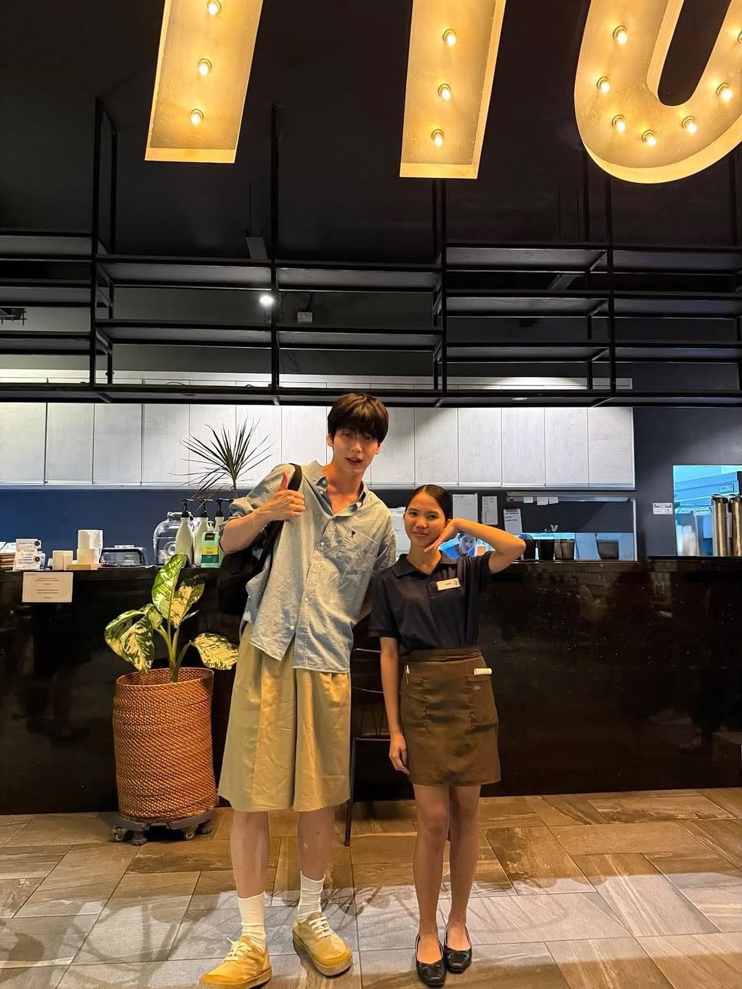 [잡담] 와 툽 수빈이 갔던 태국 식당 인스타 올라온 사진인데 | 인스티즈