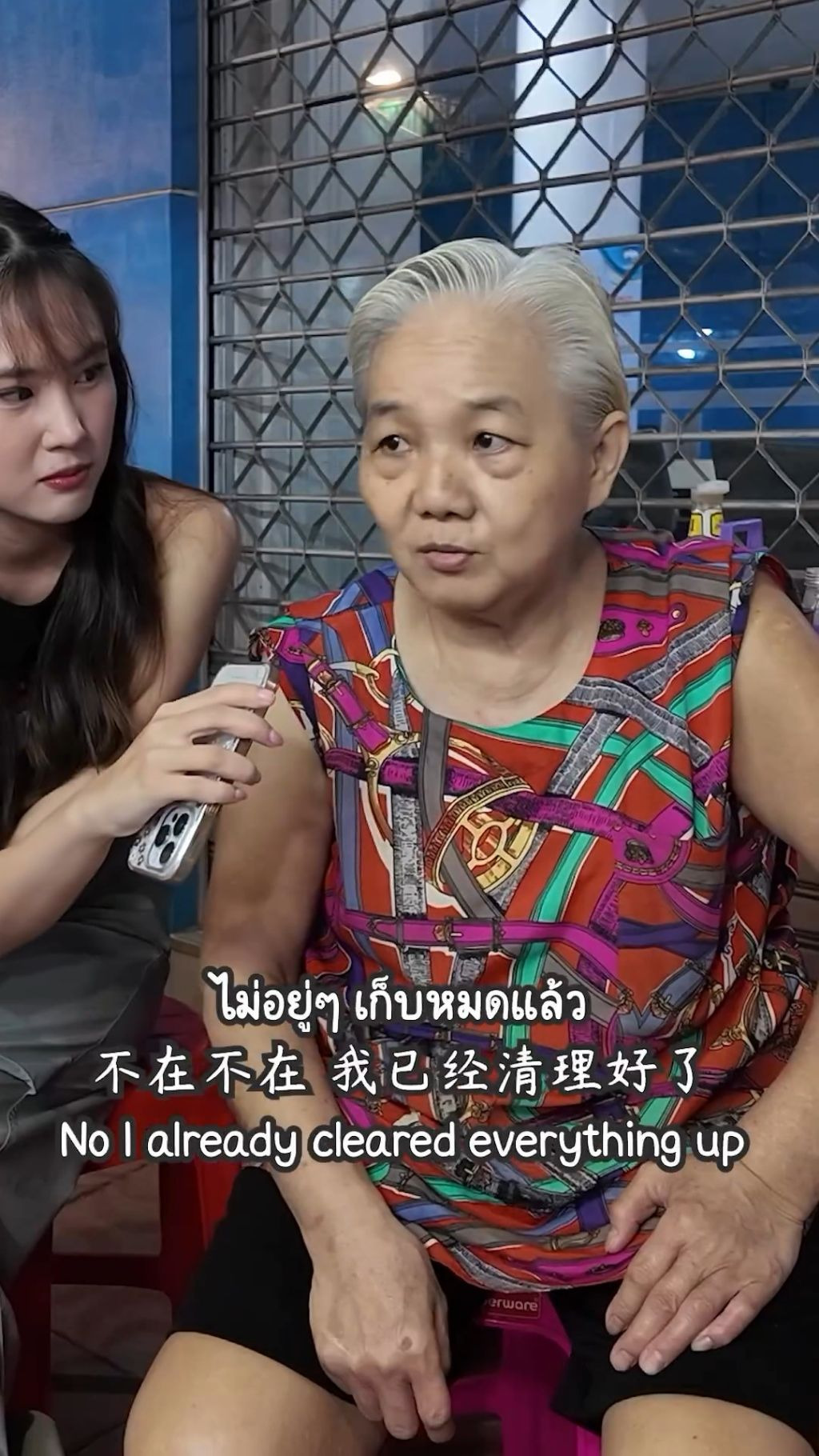 [잡담] 늦은밤 잠깐 촬영하고 상점당 75만원 지급했던 블랙핑크 리사 | 인스티즈