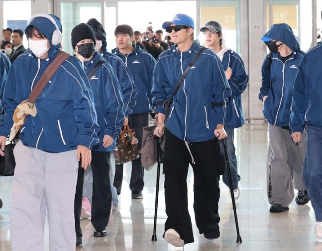[정보/소식] BTS, 뉴욕으로 출국…"불편 감내한 시민께 죄송하고 감사" | 인스티즈