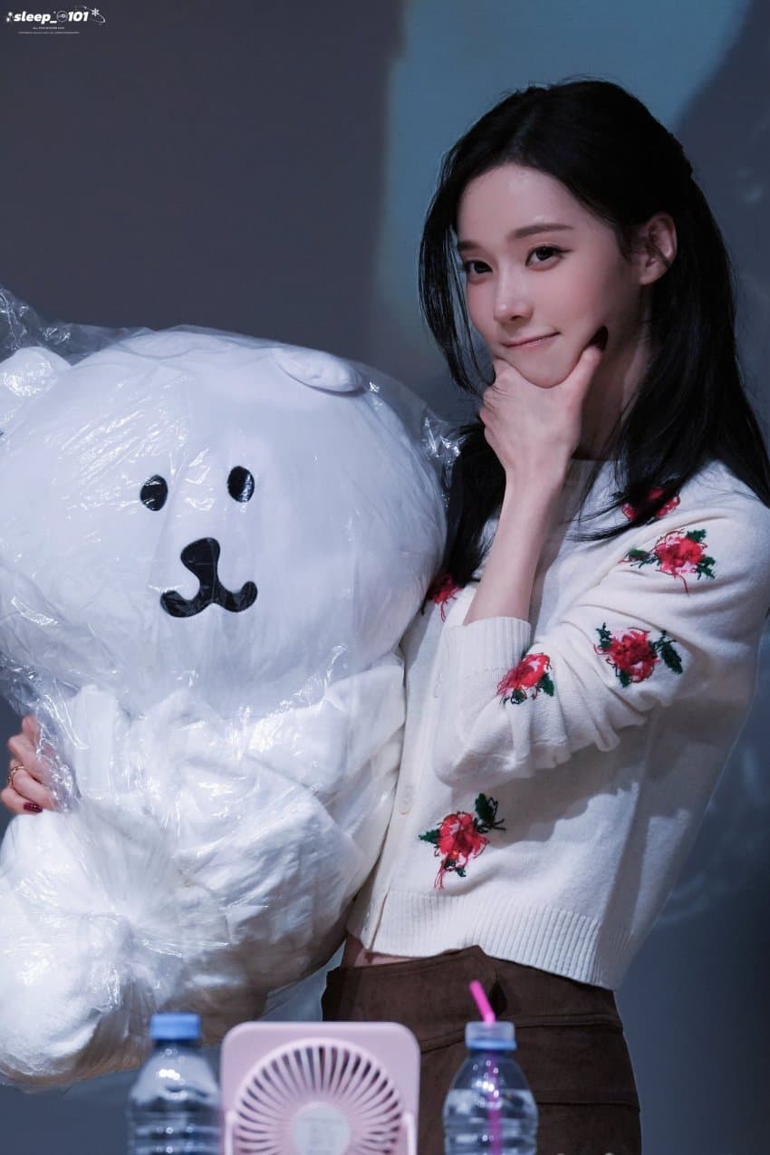 [잡담] 어제자 상하이 팬싸 지민정(카리나&윈터) | 인스티즈