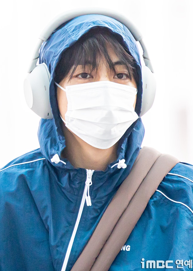 [잡담] 오늘 방탄소년단 뉴욕 출국 기사사진 | 인스티즈