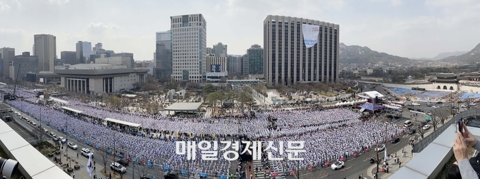 [마플] 광화문 2만 5천명은 맞는 거임? | 인스티즈