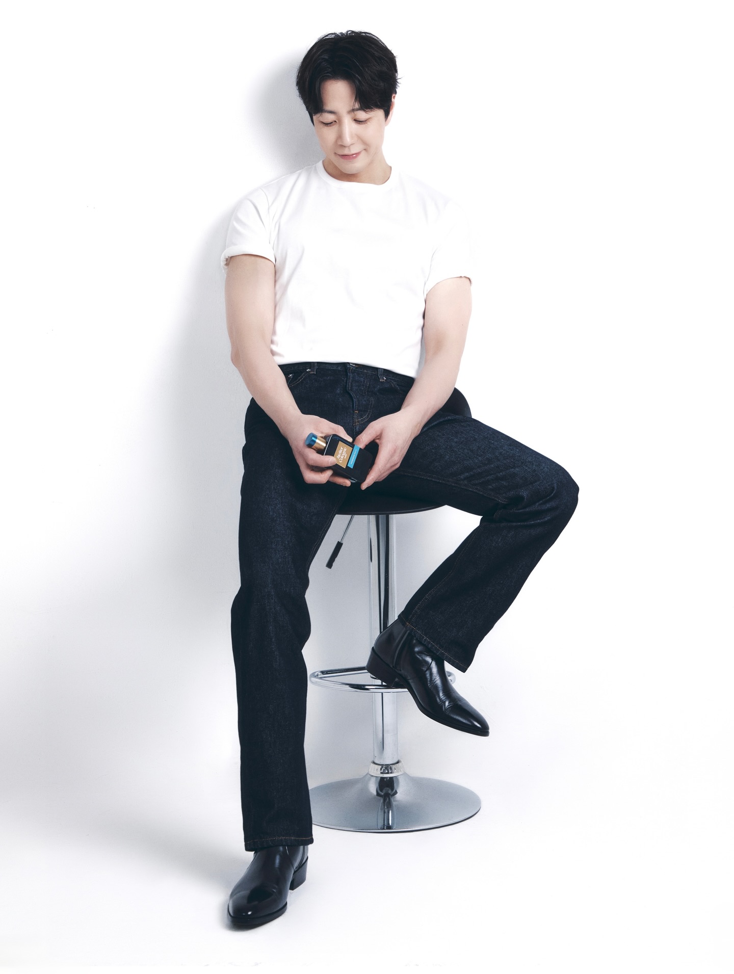 [잡담] 아틀리에코롱 이번에 한국에 재런칭해서 손종원 화보 찍음 | 인스티즈