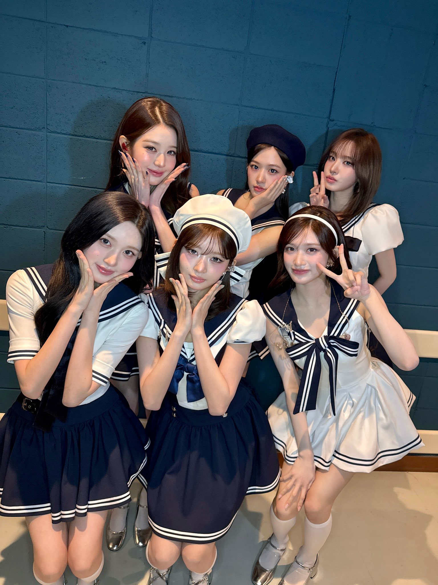 [잡담] 아이브 팬콘 완료 단체사진 | 인스티즈