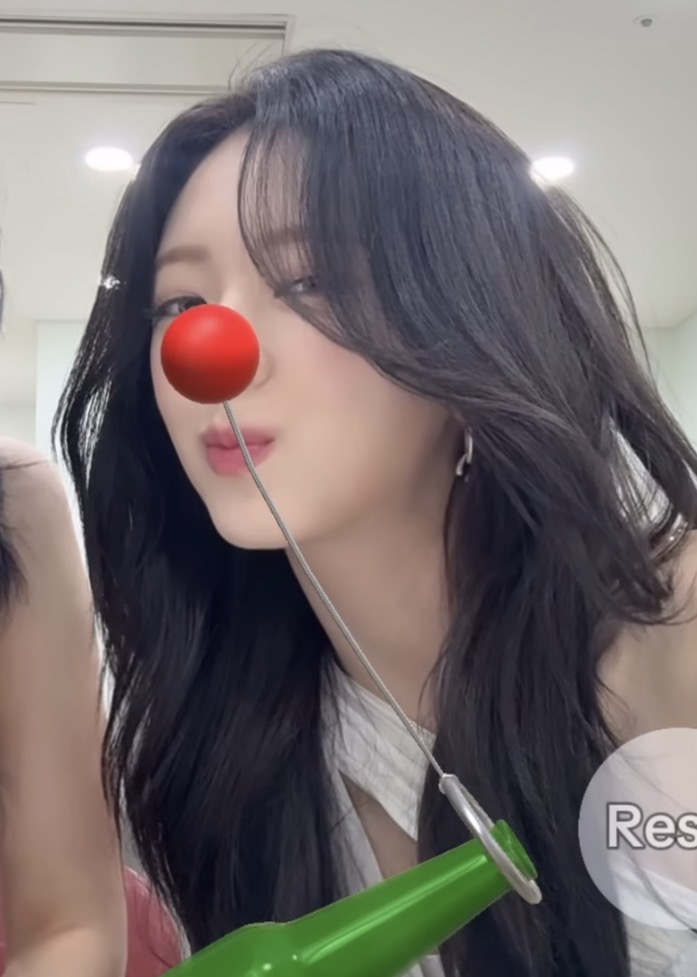 [잡담] 유나 이때 머리 너무 이쁜데 활동한 사진이나 시기 아는 사람 | 인스티즈