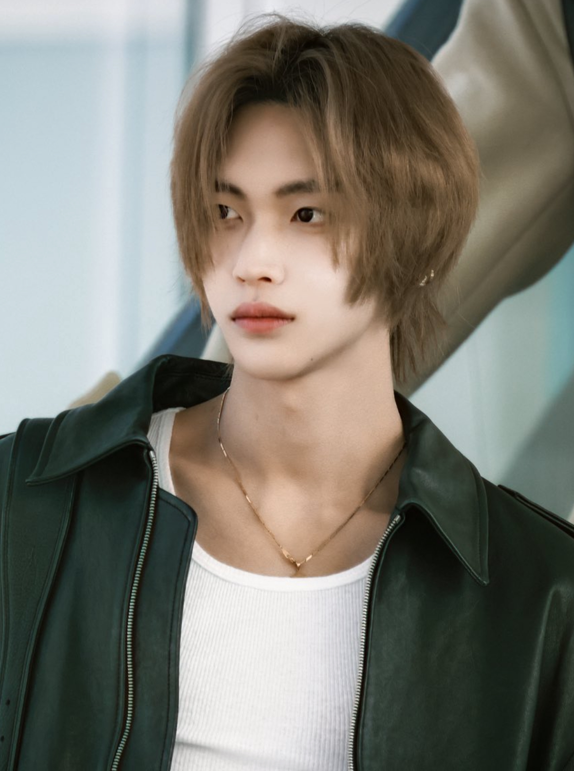 [잡담] 원빈이 탈색하고 진짜 다양한 머리했다 | 인스티즈