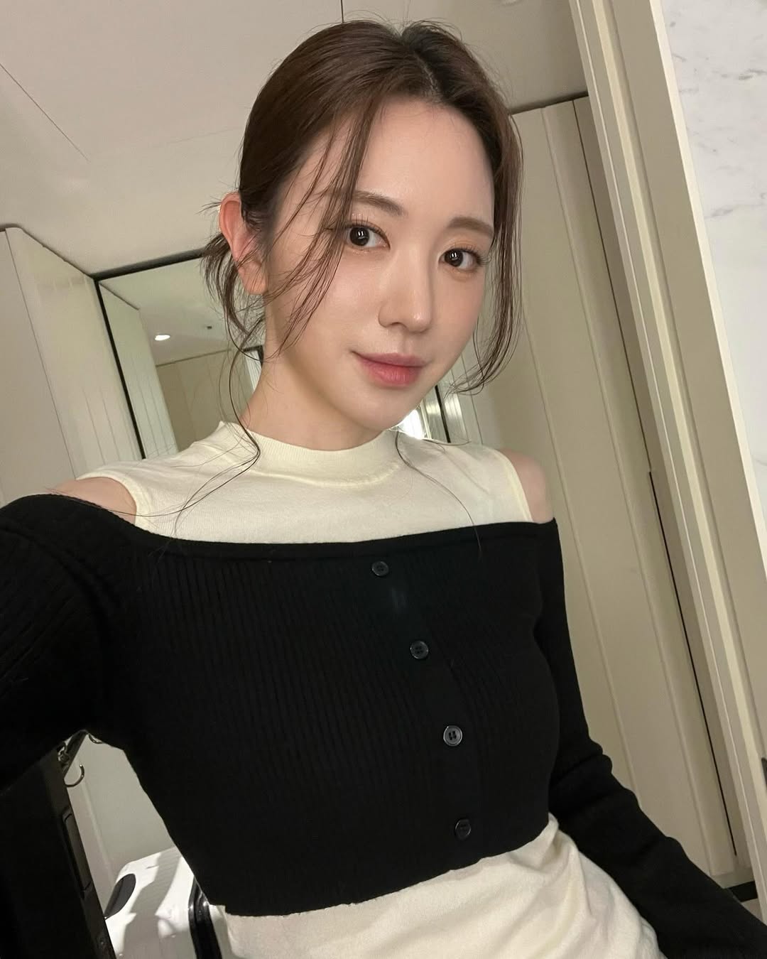 [잡담] 유혜주는 연예인도 아닌데 학생 때부터 쭉 화제성 있는거 | 인스티즈