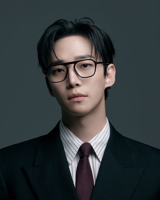 [정보/소식] [단독] 이준호, 차기작은 '바이킹' 재벌 3세 된다..주지훈과 첫 호흡 | 인스티즈