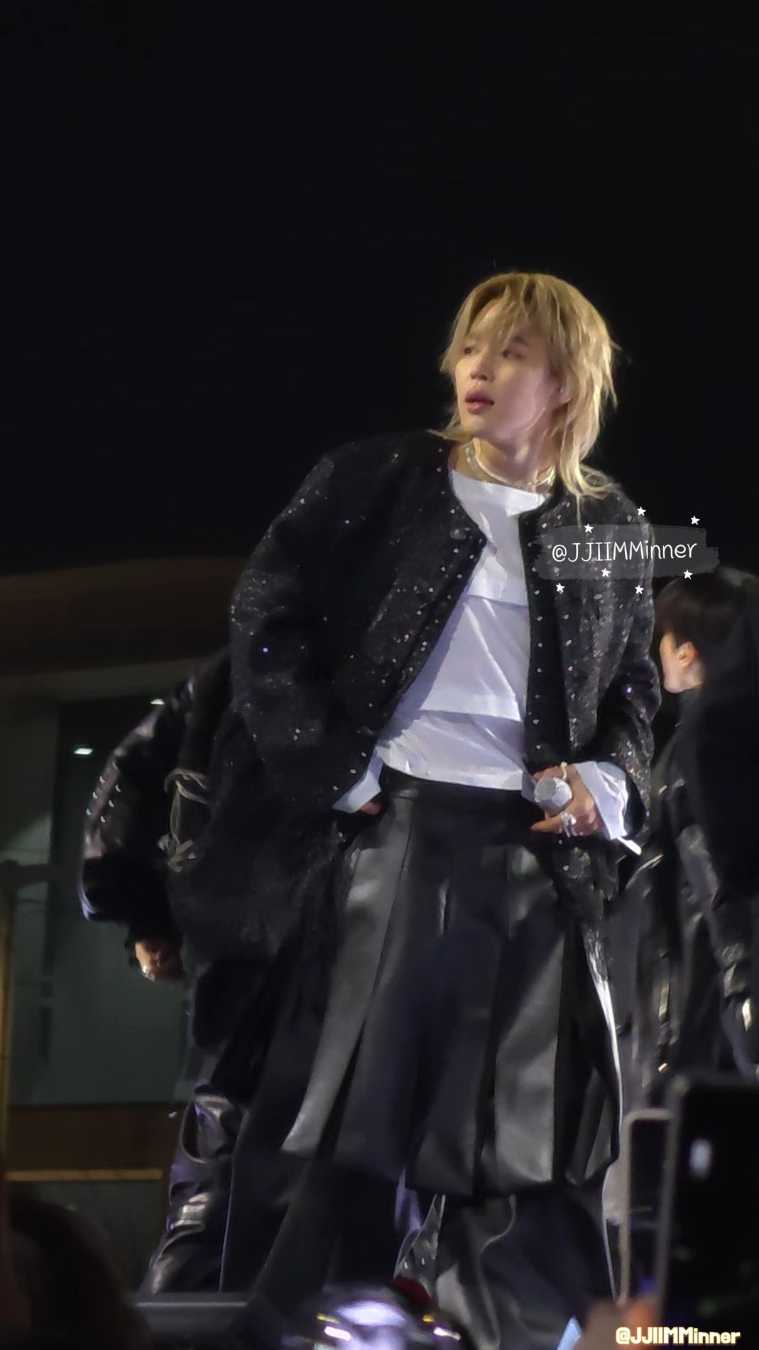 지민 장발 생각보다 너무 잘 어울려서 당황스러움.. - 인스티즈(instiz) 연예 카테고리