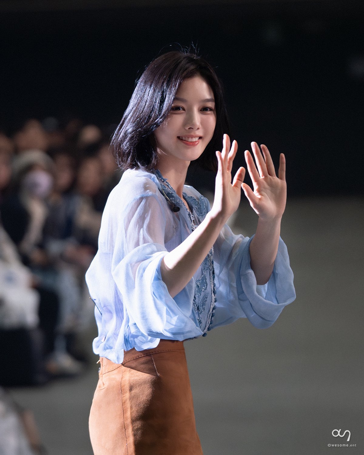 [잡담] 김유정 일본 팬미팅 사진 떠따ㅏ | 인스티즈