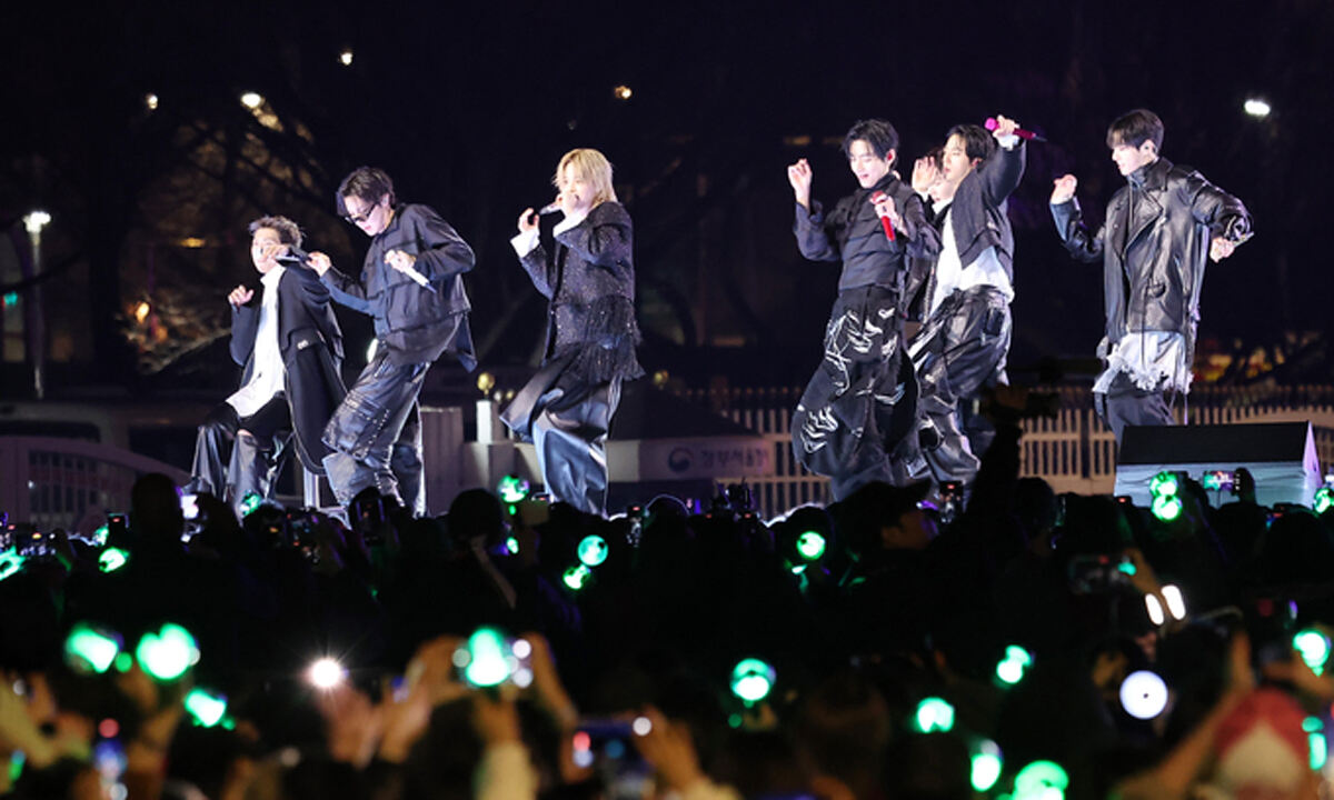 [정보/소식] BTS 무대 오르자 외국인 결제 '올스톱'…엄청난 파급력 확인 | 인스티즈