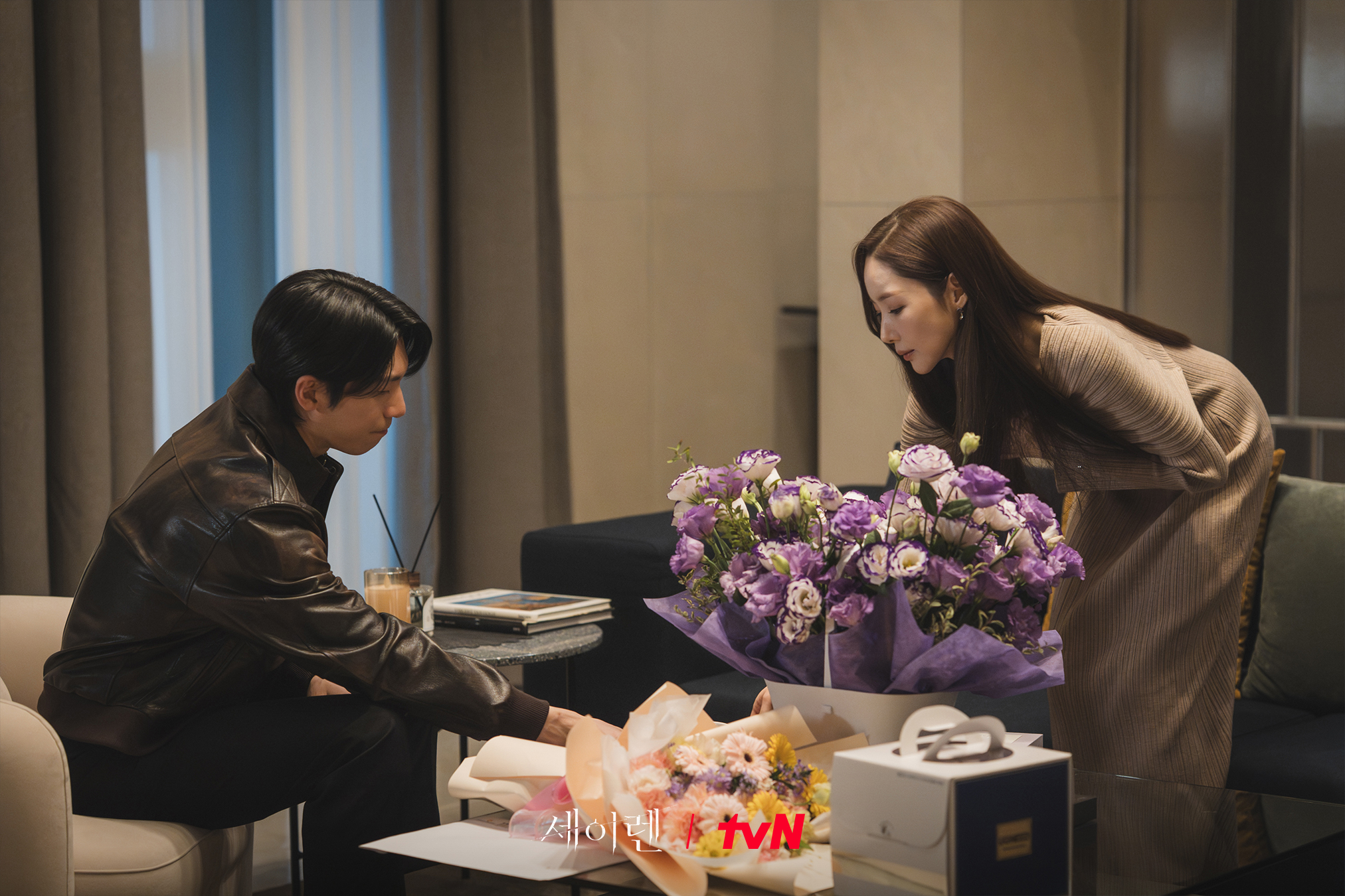 [잡담] 세이렌) 의심의 경계를 지나 어느새 사랑으로?진실을 향해 함께 걷는 박민영과 위하준🌹 | 인스티즈
