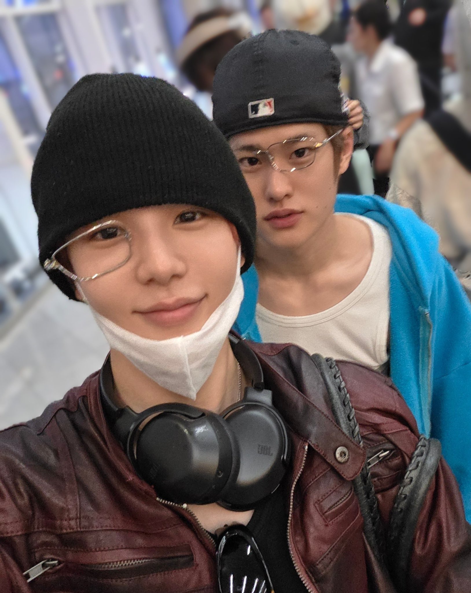 [잡담] 와; 라이즈 안경 한쪽도 나눠쓰네 | 인스티즈