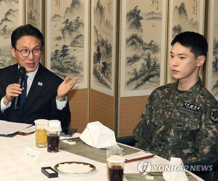 [잡담] 정말 구라같다 그치만 얼굴 봐서 좋음이 | 인스티즈
