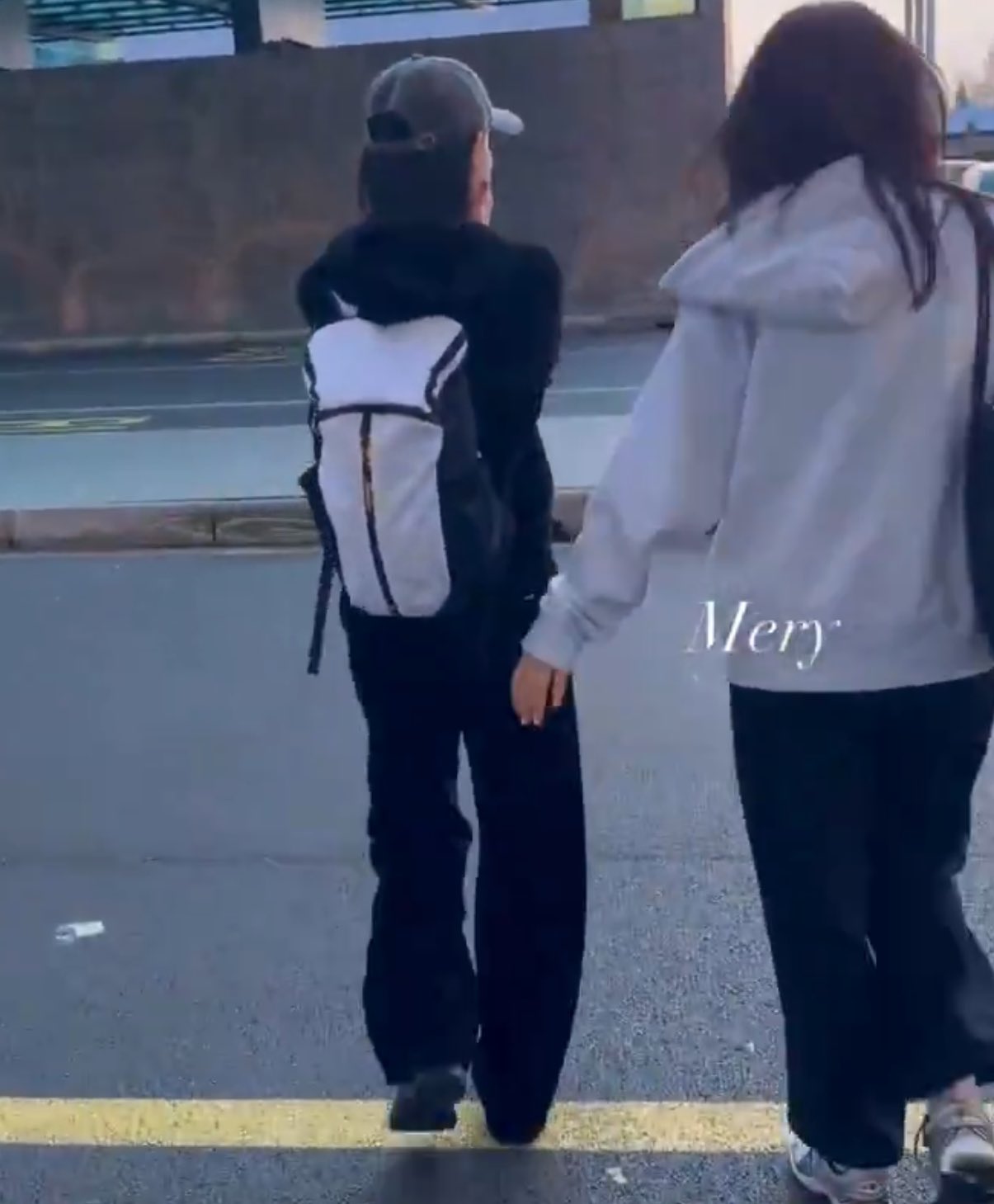 [잡담] 김지원) 오늘 밀라노 도착한 김지원 | 인스티즈