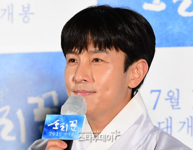 [정보/소식] "술 먹고 팬들과 싸우고…” 김동완, 전 매니저 폭로에 "허위 주장” 반박 | 인스티즈