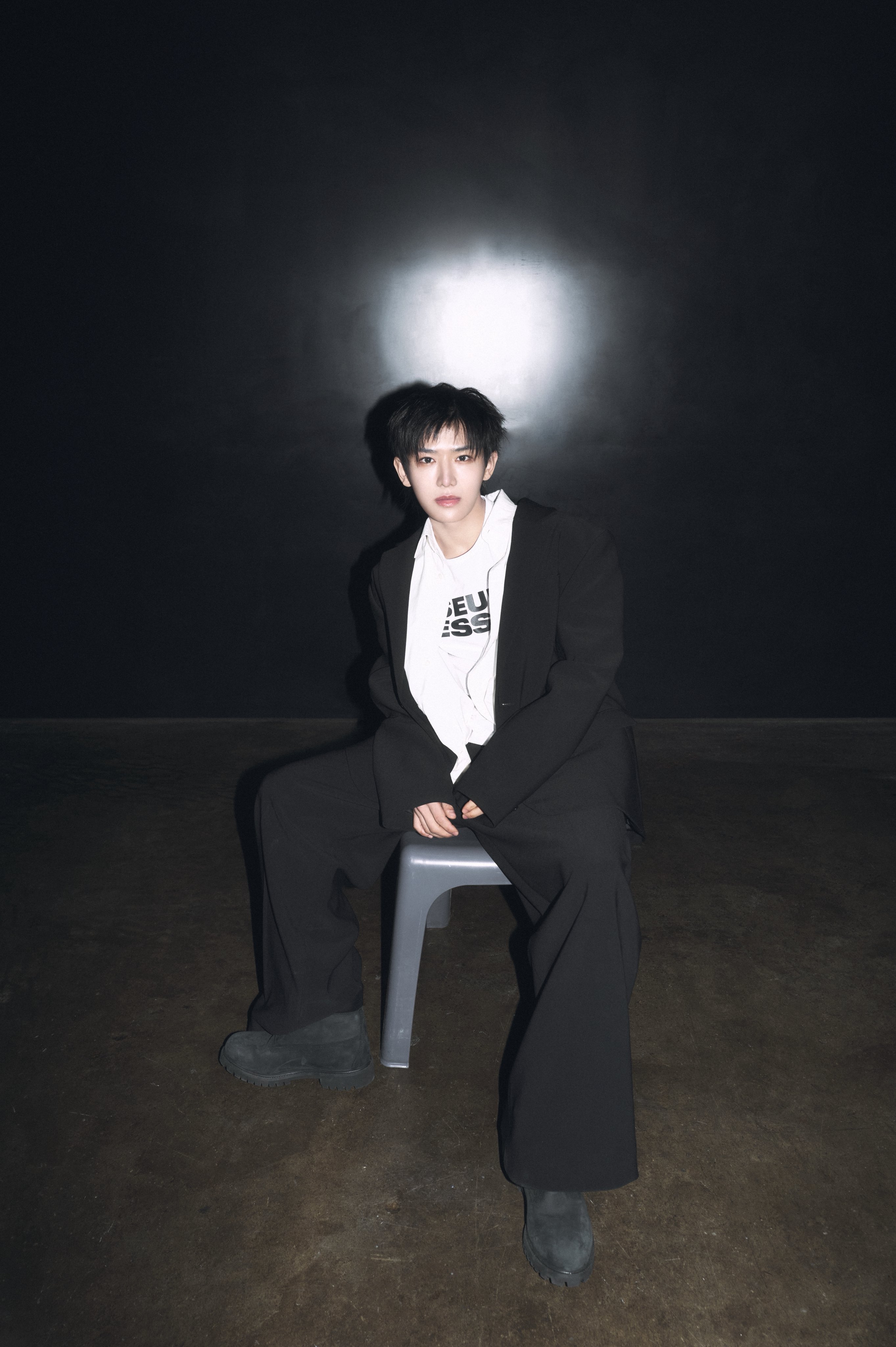 [정보/소식] MODYSSEY (모디세이) THE 1ST SINGLE ALBUM1. Got Hooked: An Addictive Symphony CONCEPT PHOTO 1 | 인스티즈